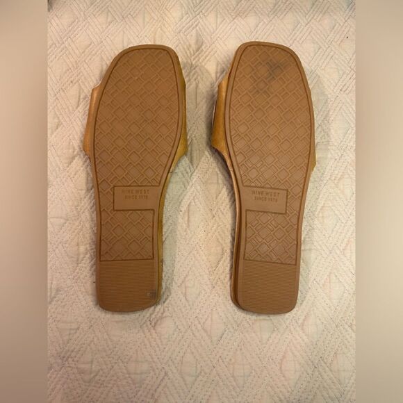 Nine West sandals - Picture 2 of 4